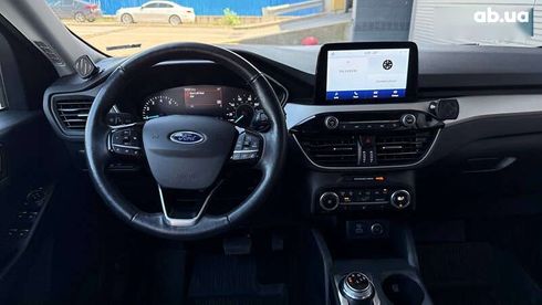 Ford Kuga 2021 - фото 21