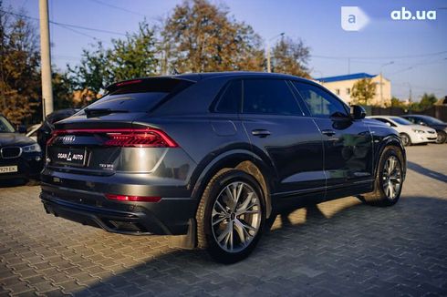 Audi Q8 2022 - фото 10
