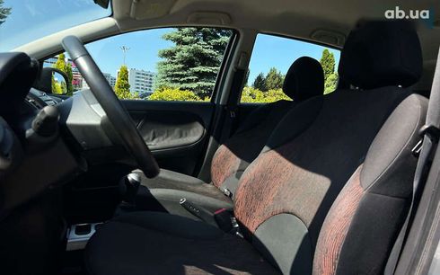 Nissan Note 2010 - фото 13