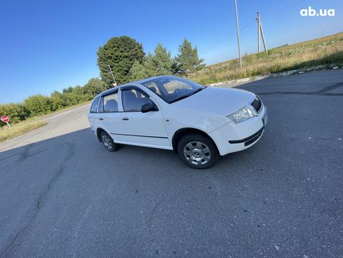Skoda Fabia 2002 белый - фото 6