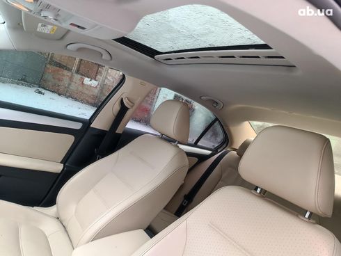 Volkswagen Jetta 2012 бежевый - фото 21