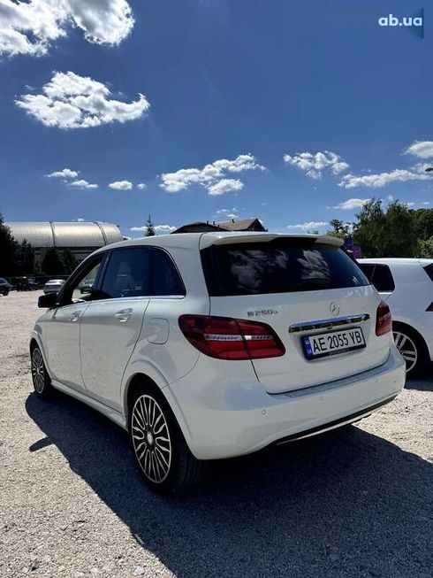 Mercedes-Benz B-Класс 2015 - фото 7