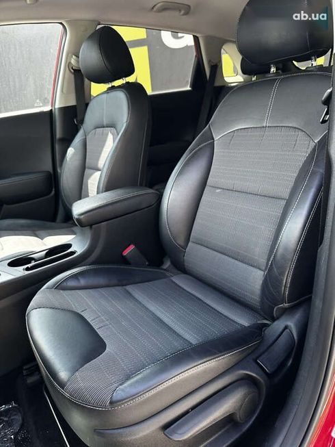 Kia Niro 2017 - фото 7