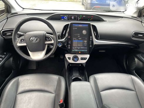 Toyota Prius 2017 - фото 14