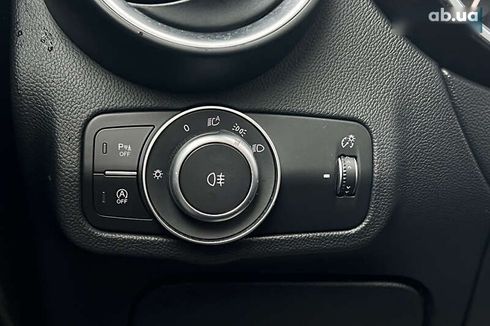 Alfa Romeo Stelvio 2017 - фото 15