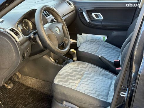 Skoda Fabia 2008 черный - фото 9