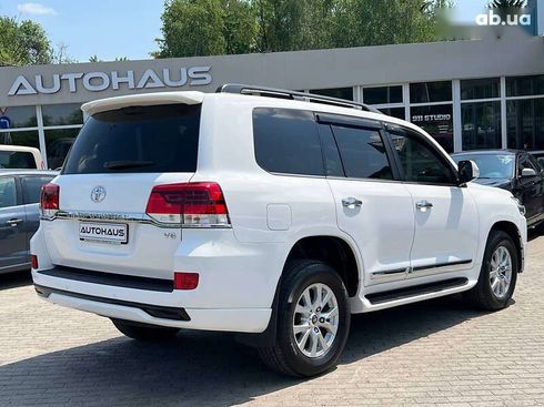 Toyota Land Cruiser 2018 - фото 6