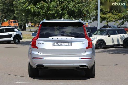 Volvo XC90 2017 - фото 6