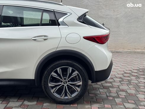 Infiniti QX30 2017 белый - фото 9