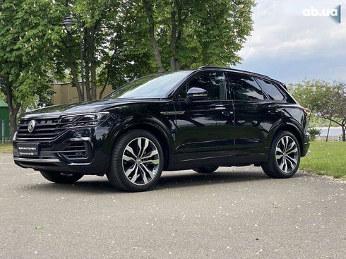 Volkswagen Touareg 2019 - фото 5