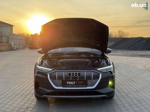 Audi E-Tron 2019 - фото 19