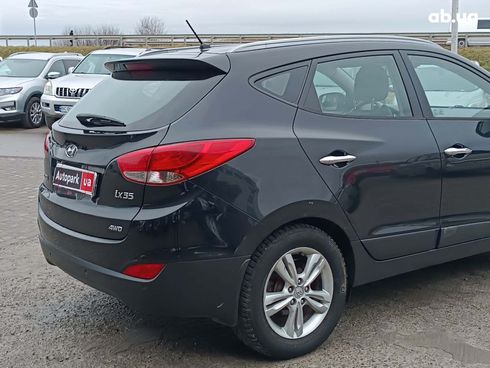 Hyundai ix35 2010 черный - фото 10