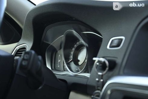 Volvo V60 2014 - фото 23