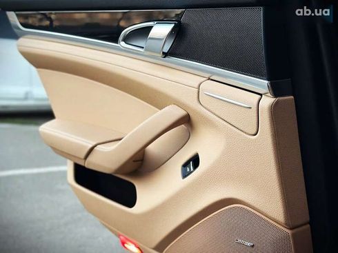 Porsche Panamera 2015 - фото 28