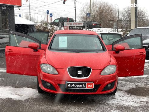 SEAT Leon 2011 красный - фото 9