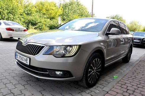 Skoda Superb 2014 - фото 9