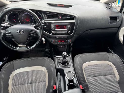 Kia Cee'd 2018 белый - фото 15