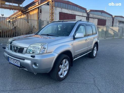 Nissan X-Trail 2004 серебристый - фото 10