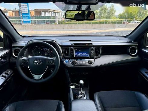 Toyota RAV4 2016 - фото 23