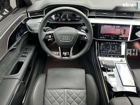 Audi S8 2025 - фото 28