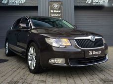 Продажа б/у Skoda Superb 2012 года во Львове - купить на Автобазаре