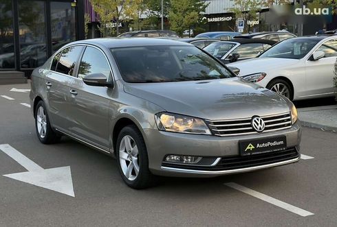 Volkswagen Passat 2013 - фото 11