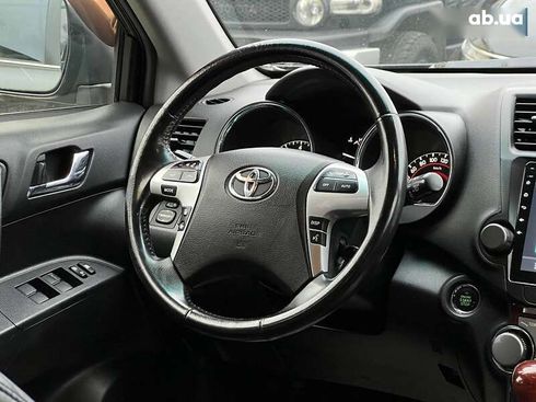 Toyota Highlander 2011 - фото 14