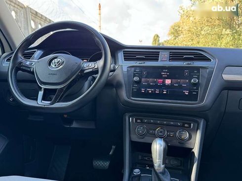 Volkswagen Tiguan 2018 - фото 19