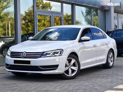 Volkswagen Passat 2012 - фото 2