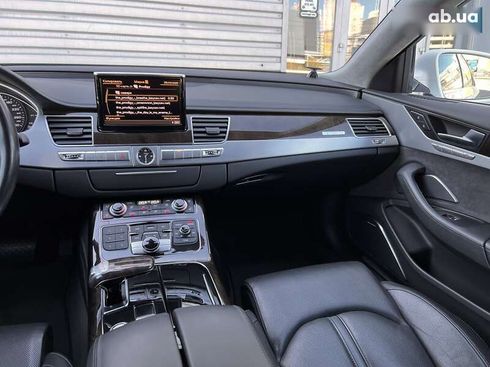Audi A8 2011 - фото 21