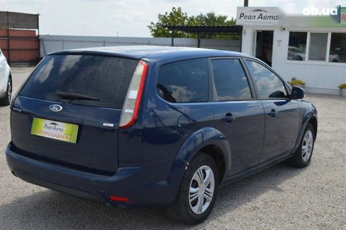 Ford Focus 2010 - фото 2