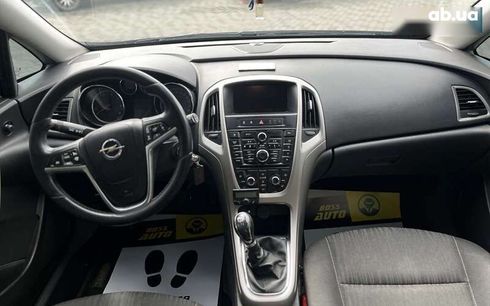 Opel Astra 2011 - фото 18