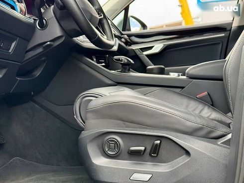 Volkswagen Touareg 2021 - фото 20