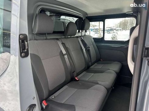 Renault Trafic 2021 - фото 22