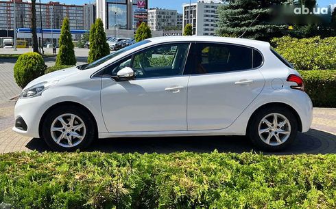 Peugeot 208 2016 - фото 4
