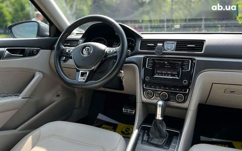Volkswagen Passat 2016 - фото 13