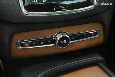 Volvo XC90 2018 - фото 19