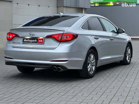 Hyundai Sonata 2015 серый - фото 7