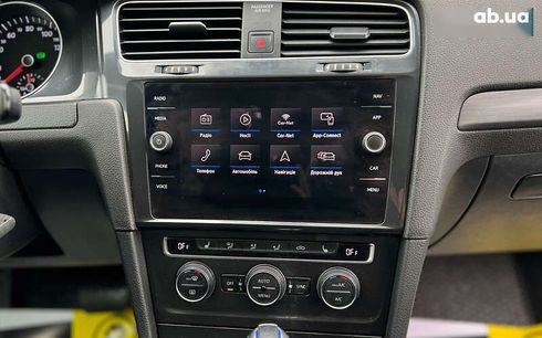 Volkswagen e-Golf 2019 - фото 11