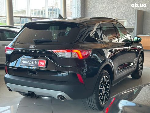 Ford Escape 2022 черный - фото 5