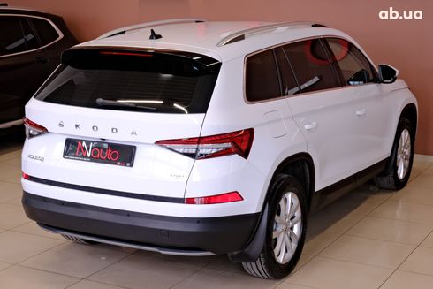 Skoda Kodiaq 2022 белый - фото 5