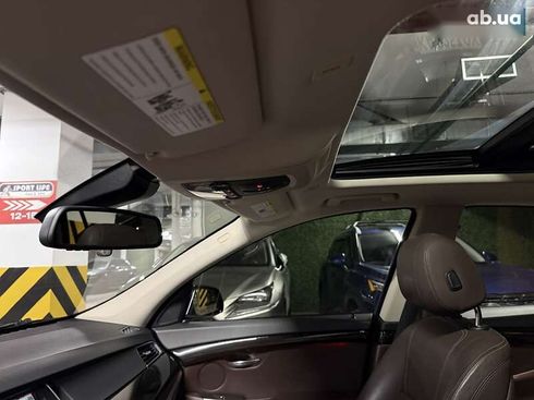 BMW 5 серия 2015 - фото 28