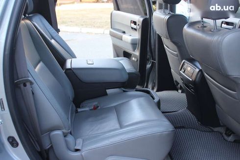 Toyota Sequoia 2008 - фото 25