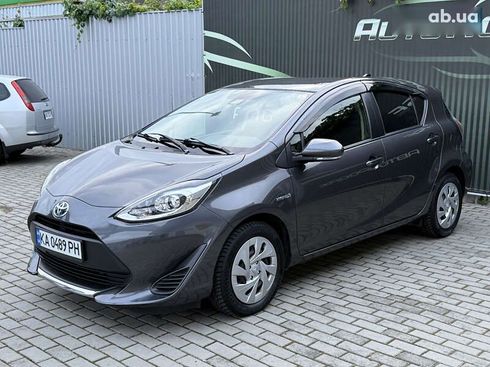 Toyota Aqua 2019 - фото 2