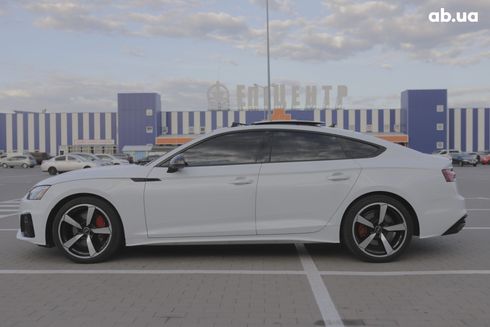 Audi A5 2024 белый - фото 2