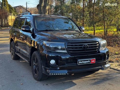 Toyota Land Cruiser 2012 черный - фото 3