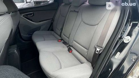 Hyundai Elantra 2011 - фото 22