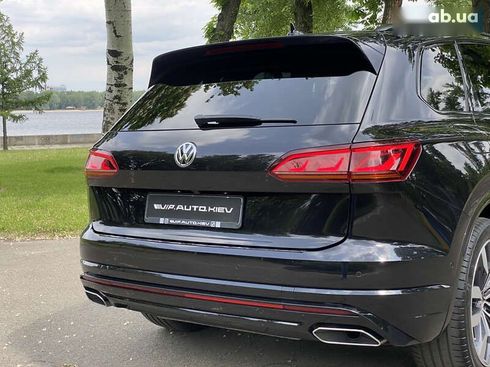 Volkswagen Touareg 2019 - фото 21