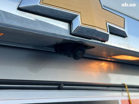 Chevrolet Traverse 2017 серый - фото 44