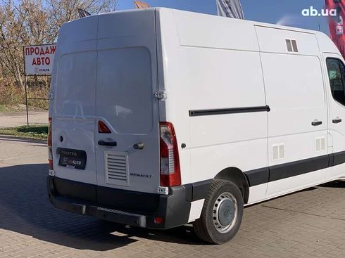 Renault Master 2021 - фото 16